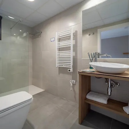 Casa Forestal アインサ